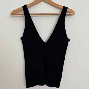 Line & Dot tank